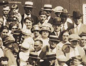 The first Schumm reunion, 1924.
